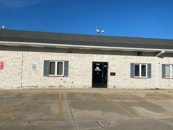 Unit 3A: 303 Landmark Dr, Normal, IL 61761